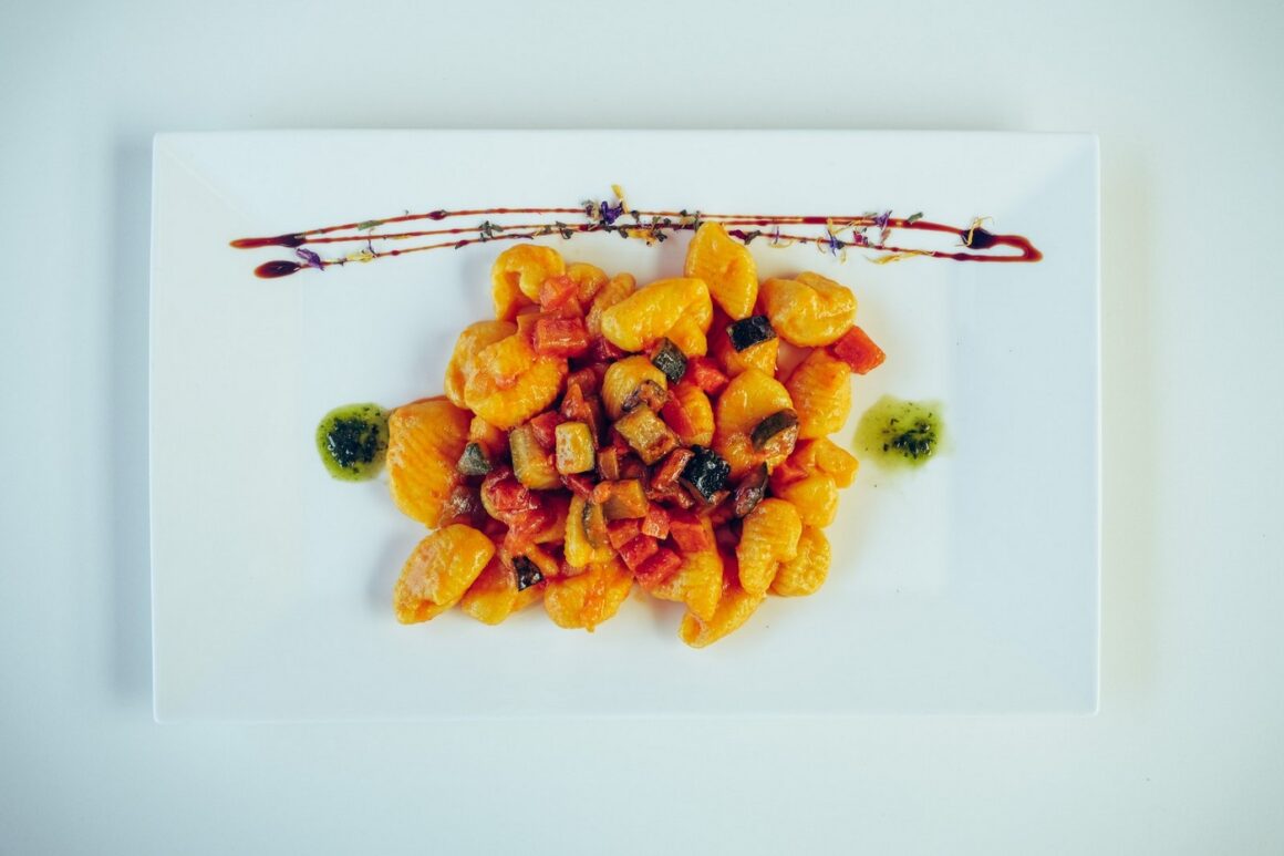 ristorante tradizionale nero balsamico modena ristorante nero balsamico modena gnocchetti ragu verdure2