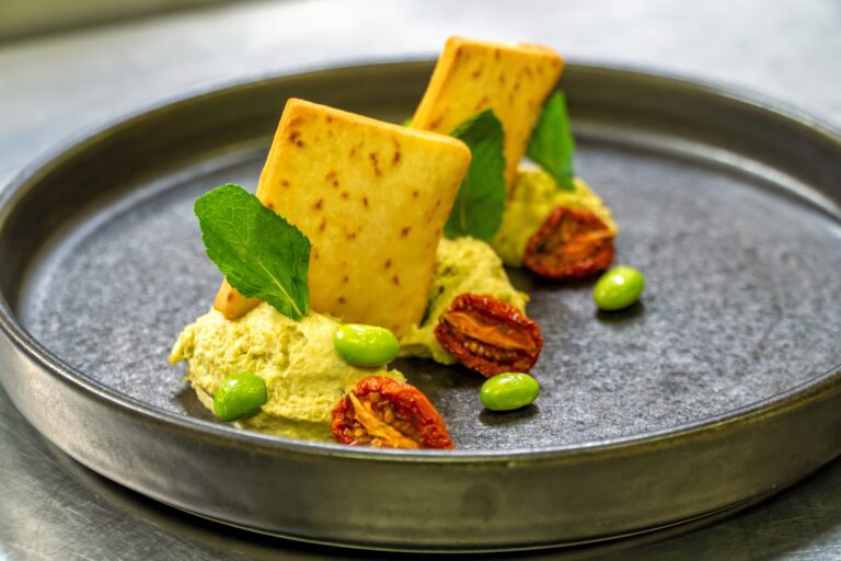 hummus_soia_edamame_antipasto_vegano_ristorante_tradizionale_modena_nero_balsamico